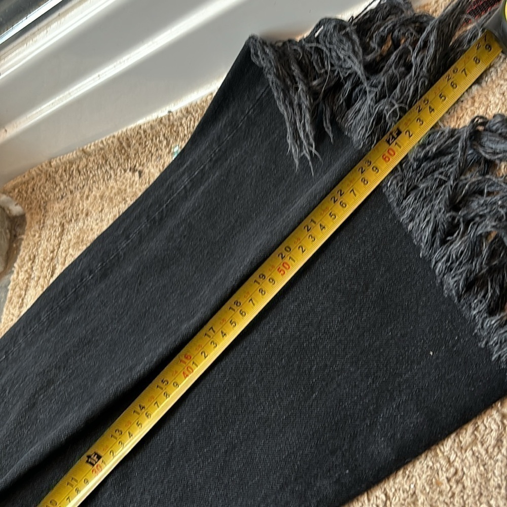 3x1 NYC Frayed Hem Relaxed Jeans - Picture 9 of 11